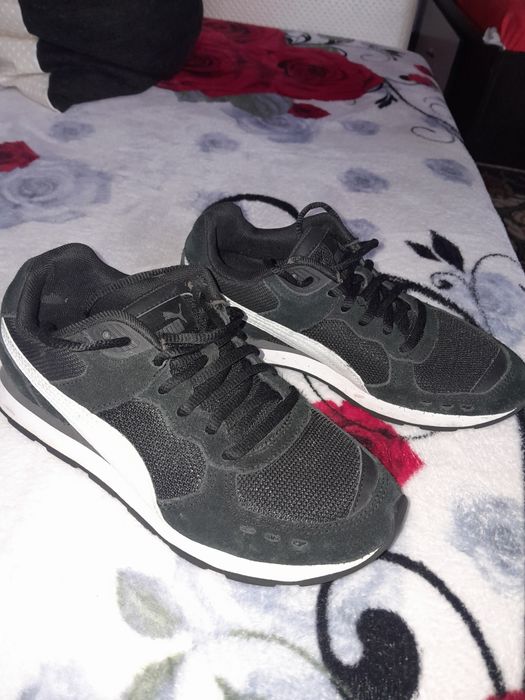 Adidasi Puma originali marinea 36