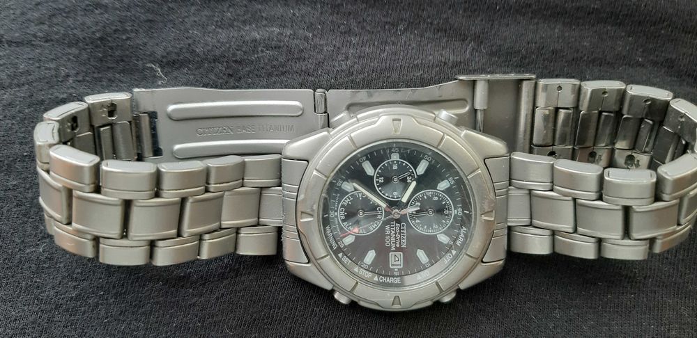 Citizen Eco-Drive Titanium WR100 safir si Tokio QUARTZ defecte