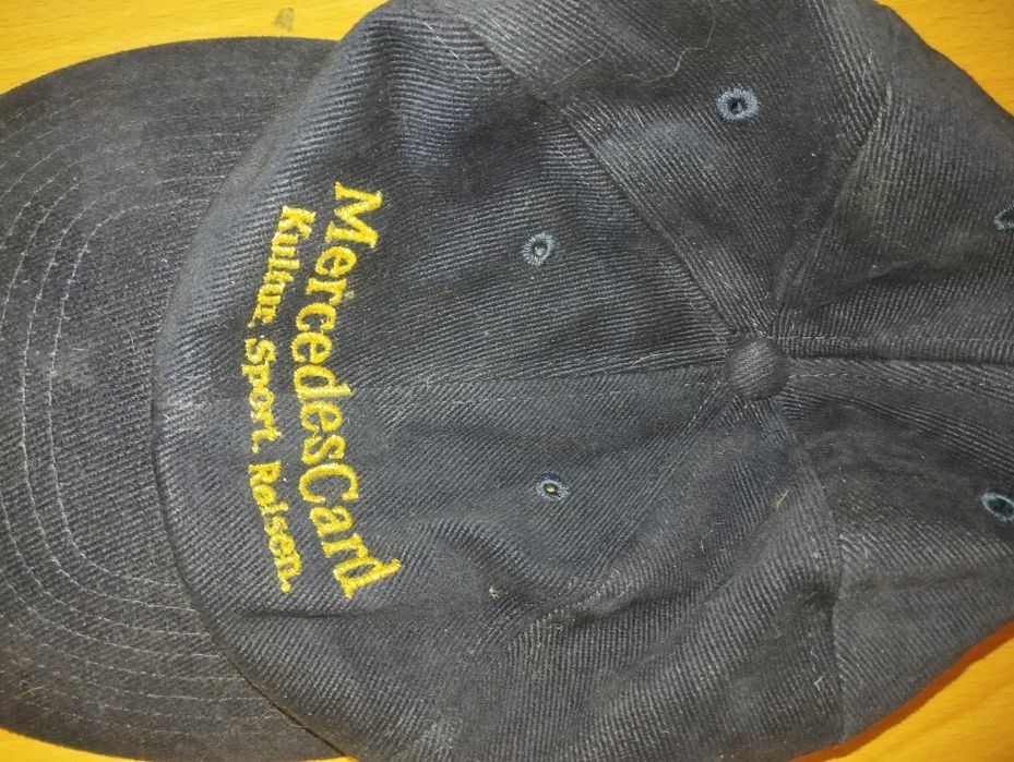 Sapcă nouă Mercedes