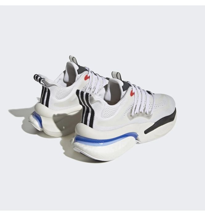 НОВЫЕ кроссовки Adidas Alphaboost V1