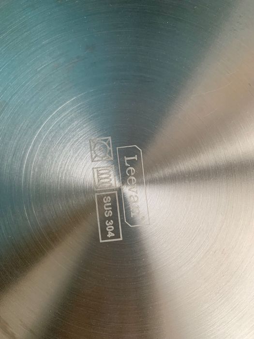 Блинная сковородка Leevan сталь