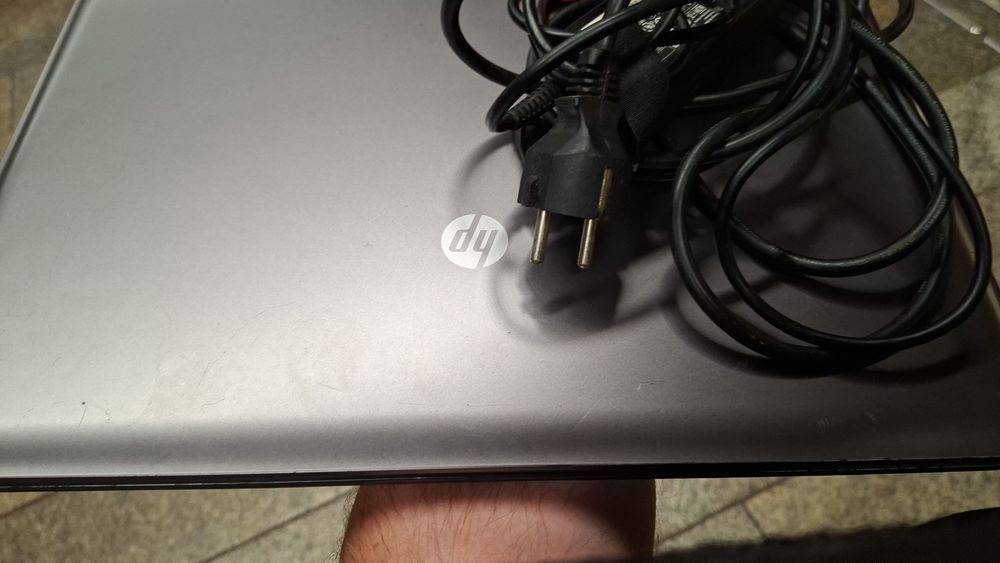 Laptop HP 655 /amd  model mai vechi