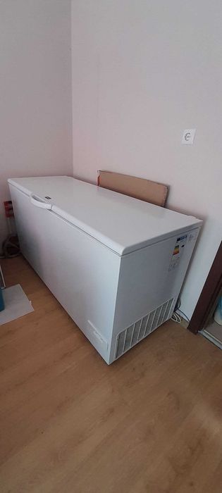 Хоризонтален фризер - ракла Zanussi  ZFC51400WA в отлично състояние