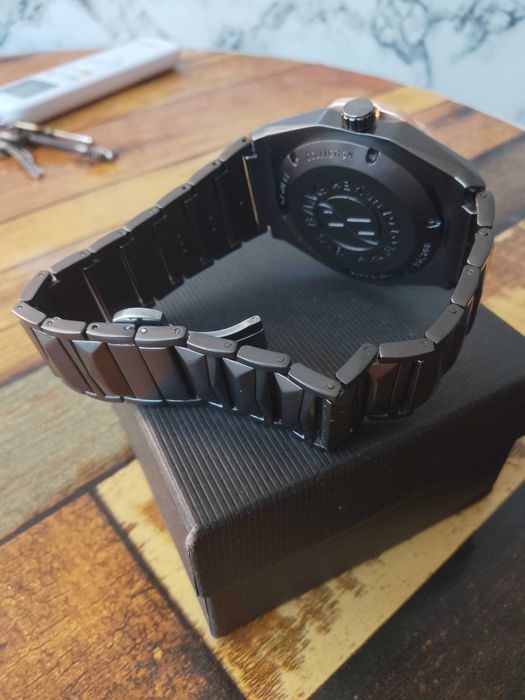 Часовник Hublot в безупречно състояние не използван