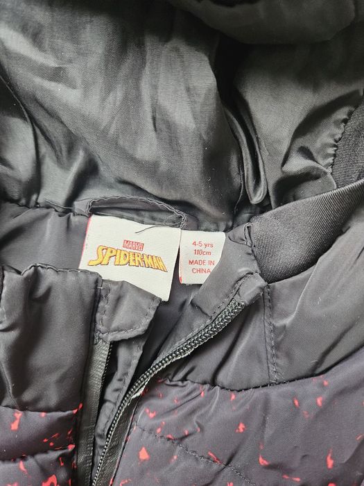 Яке за момче spiderman