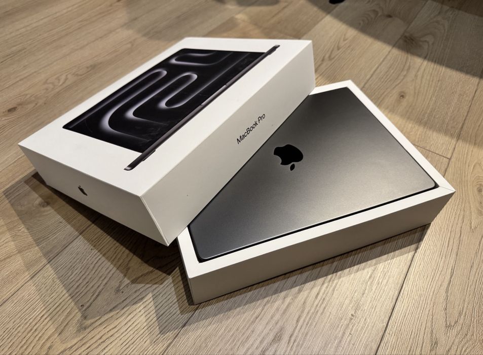 MacBook  Pro 14-inch /M3 Max /. 24 Gb RAM /1 TB /Space Black