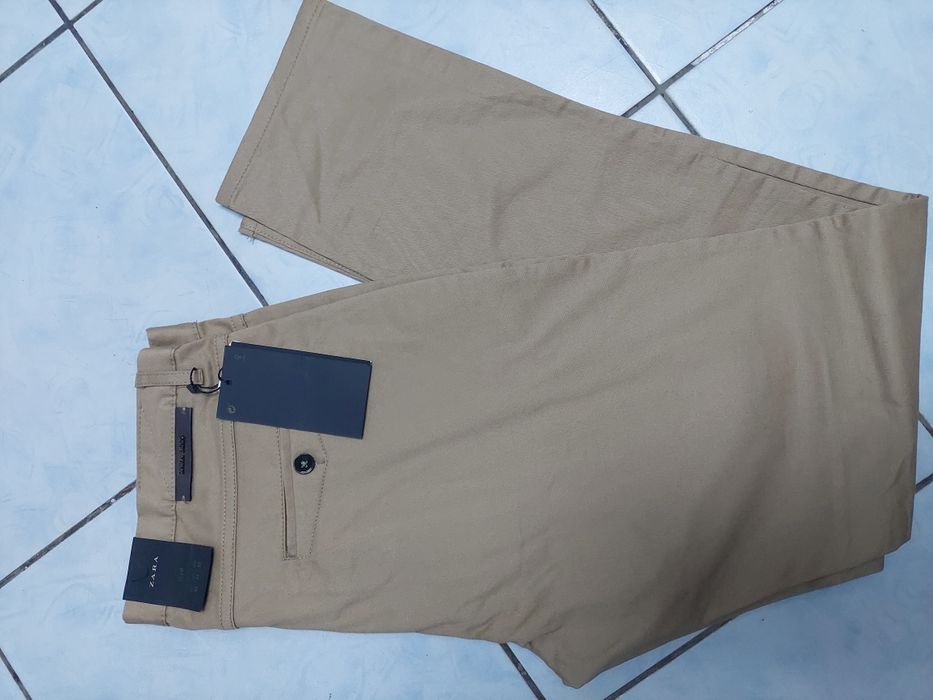 Pantaloni barbati 32(42) Zara, Mango