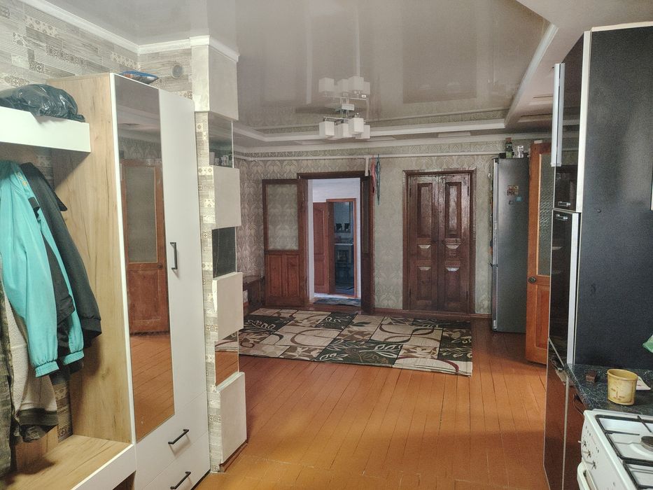 Продам 4 комнатный большой дом