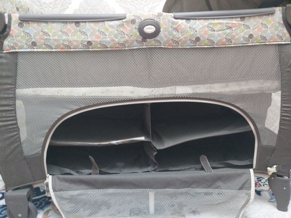 Манеж Graco Pack and Play