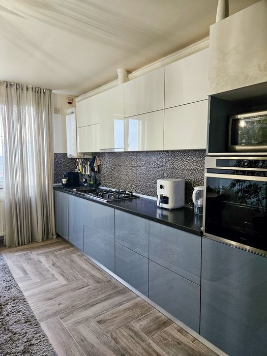 Ap 3 camere,mansarda,panoramic