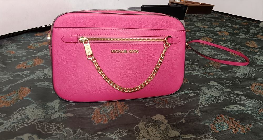 Оригинална чанта Michael Kors
