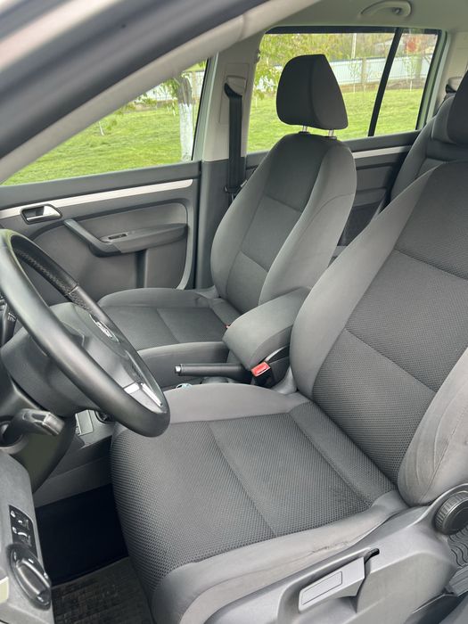 Volkswagen Touran 1.6 TDI