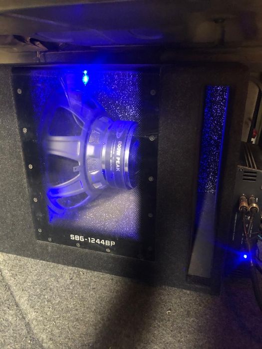 Сабвуфер активный  Alpine