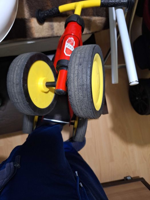 Детско баланс колело за бутане, pykilino