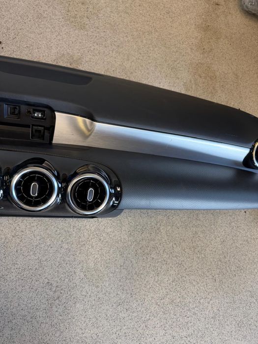 Plansa bord mercedes a-class w177 2018-2026