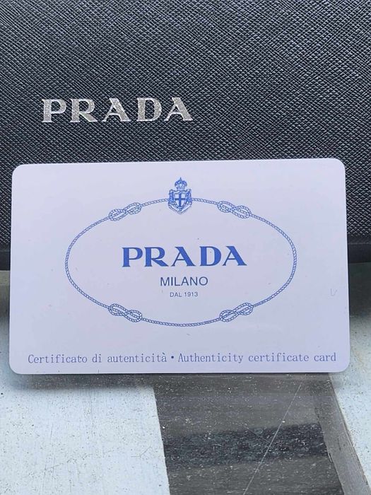 Слънчеви очела PRADA