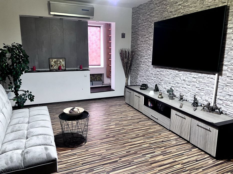 Vanzare ap 2 camere Titan