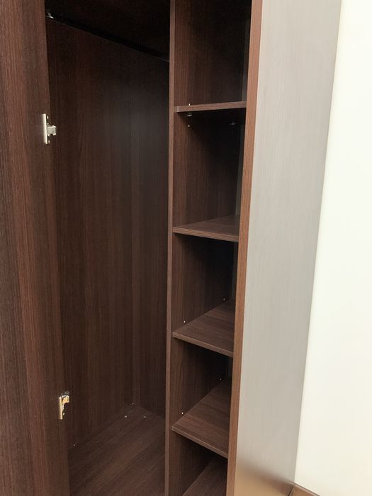 Угловой шкаф для одежды