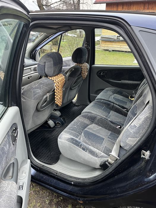 Vand Renault Scenic 1