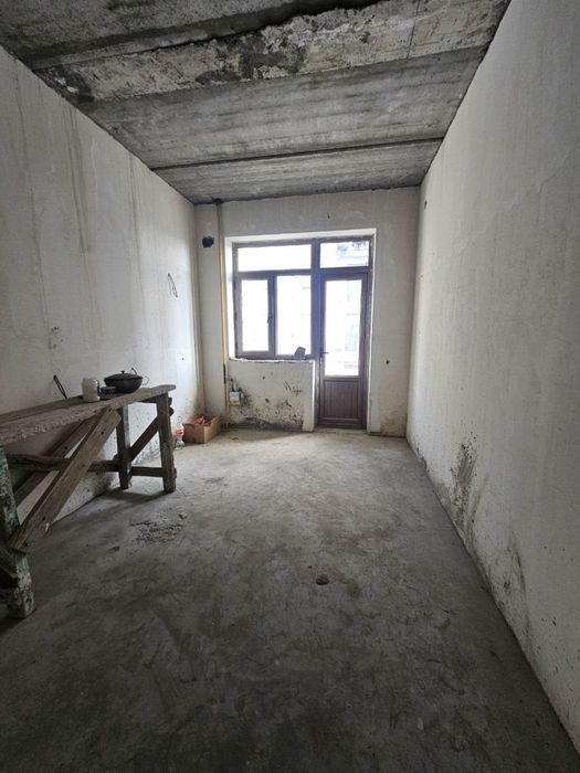 Трехкомнатная квартира, ориентир ЭкоБазар, магазин Чимган