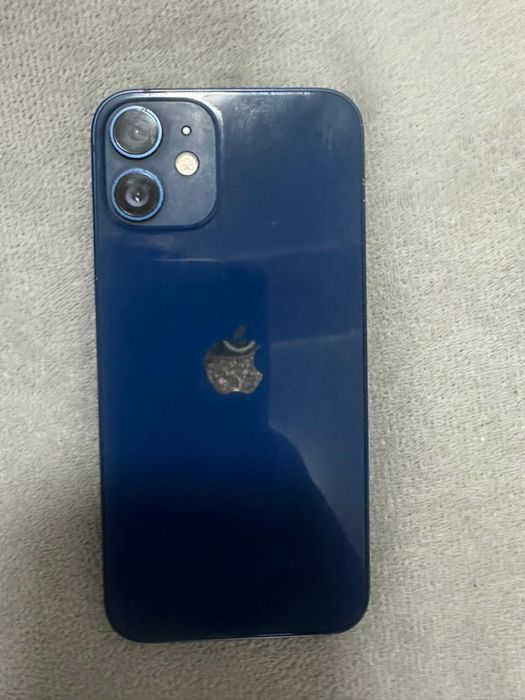 Продам айфон 12 мини