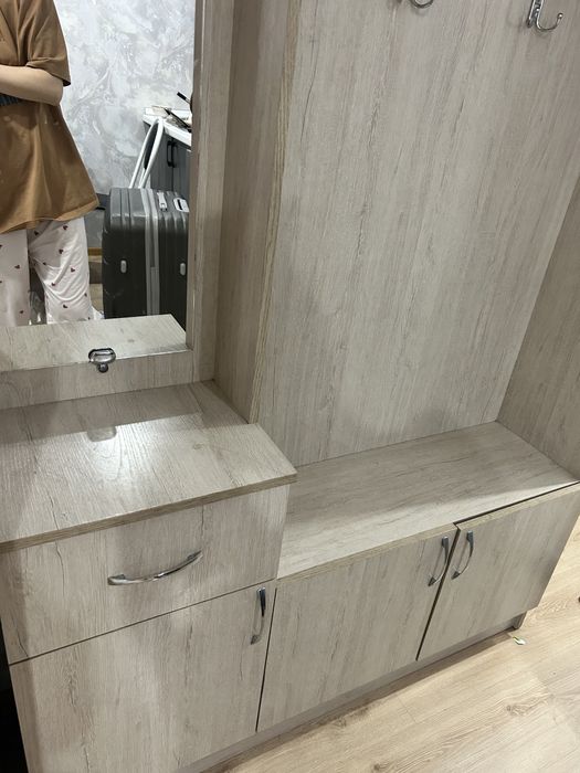 Шкафчик, прихожная