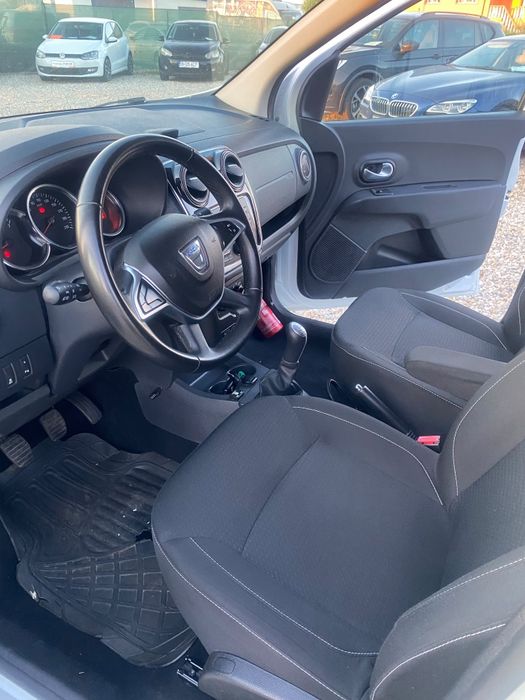 Dacia Lodgy Benzină 1.6 GPL  / 7 Locuri / Finanțare Auto