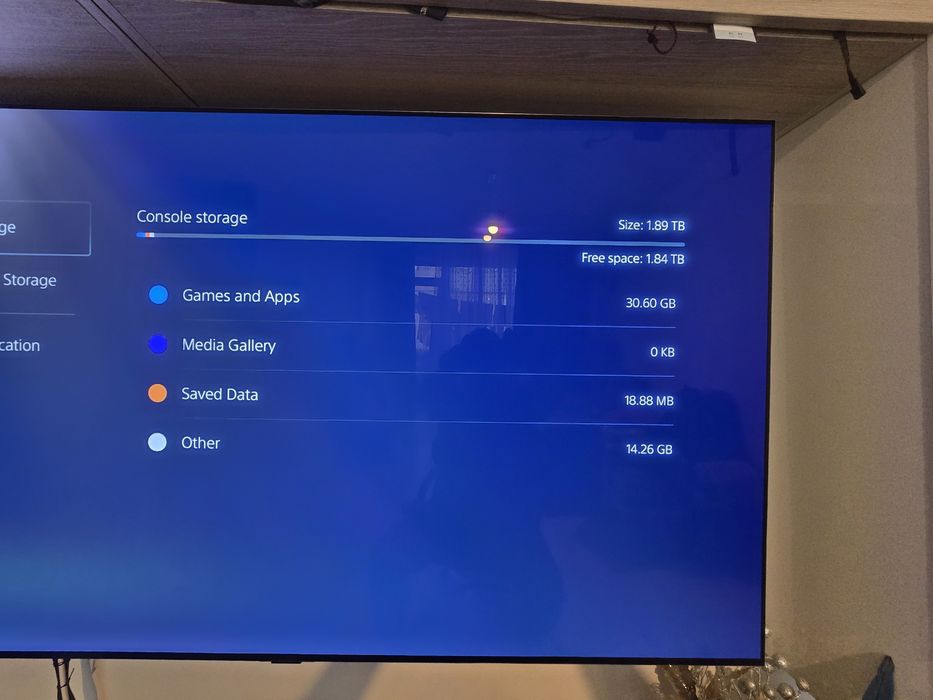 PS5 Pro disk edition plus gamepad