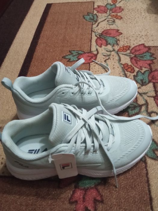 Спортни маратонки