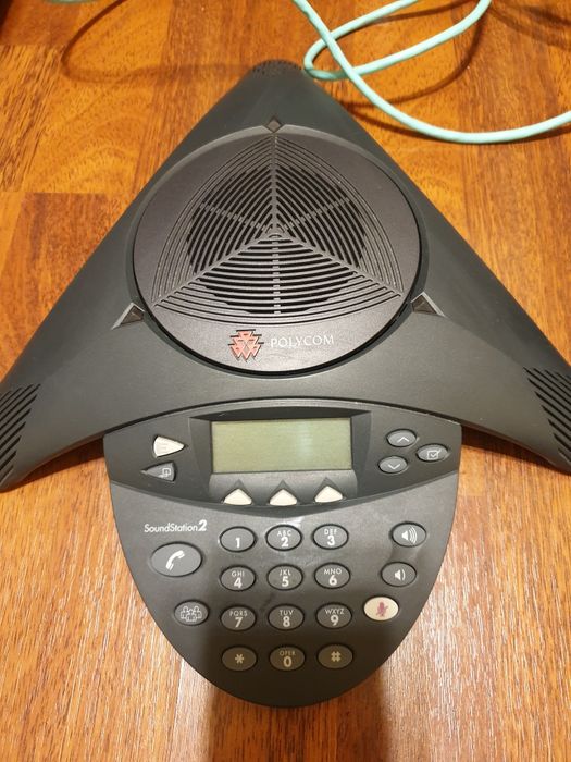 Sistem audio-video conferinta Polycom.