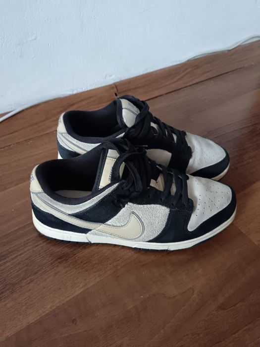 Nike Dunk din piele întoarsă