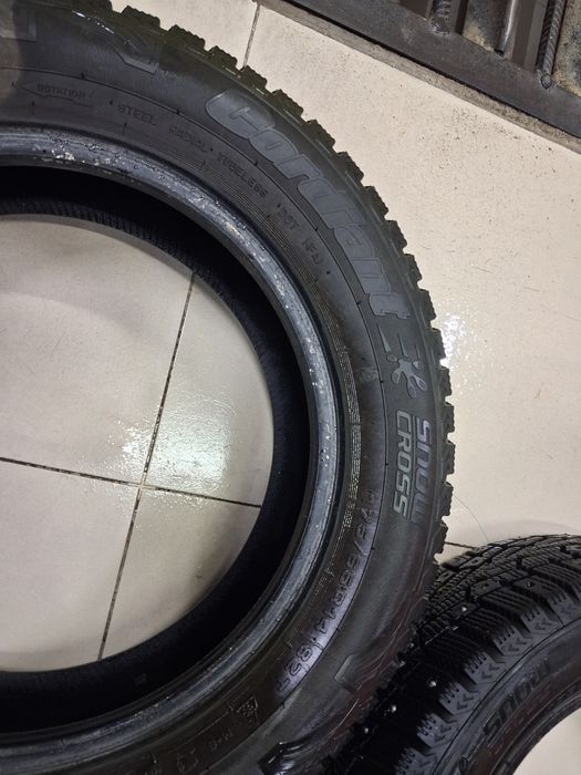 Продам шины зимние