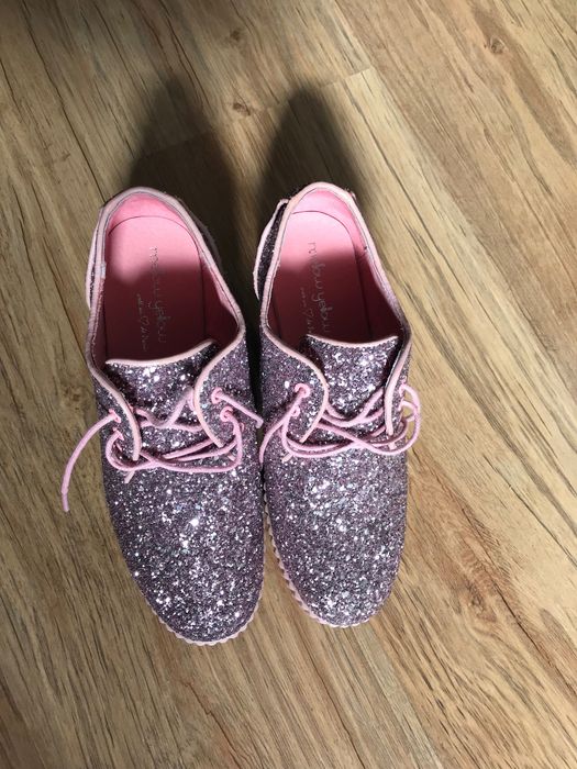 Pantofi mellow yellow nr 35 noi