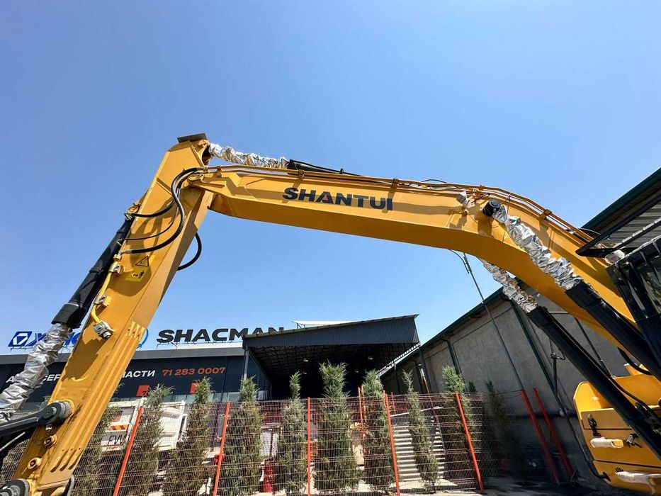 Гусеничный экскаватор SE265LCW Shantui