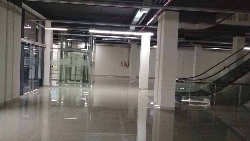 Сдается в аренду помещение в БЦ "ОАЗИС"