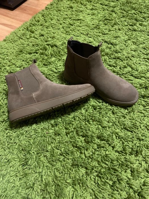 Botine piele intoarsa Geox