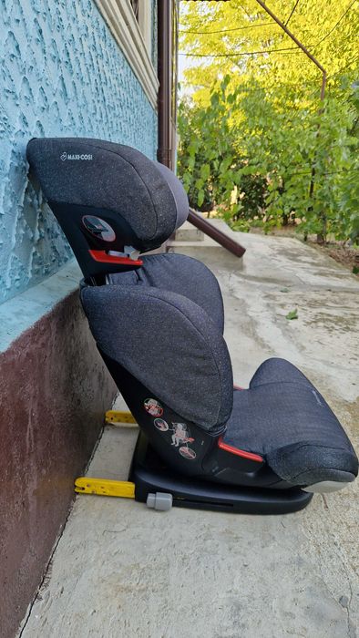 Scaun auto Maxi-Cosi Rodifix Isofix 15-36kg