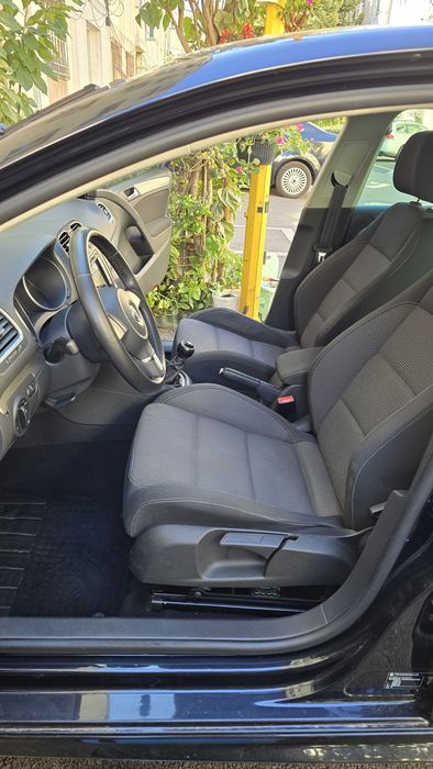 VOLKSWAGEN Golf 2011 — imagine 5