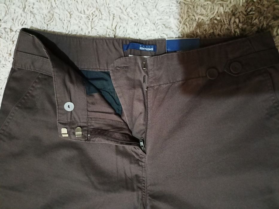 Pantaloni casual femei noi