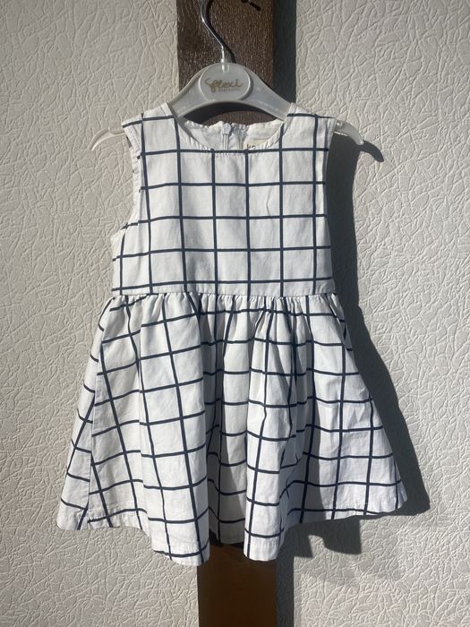 Платья на девочку 1,5-2 года