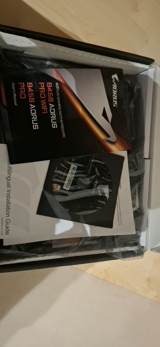 Vand placa de baza gigabyte aorus 450B pro DEFECTA