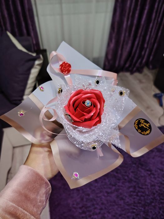 Martisoare elegante, diferite modele