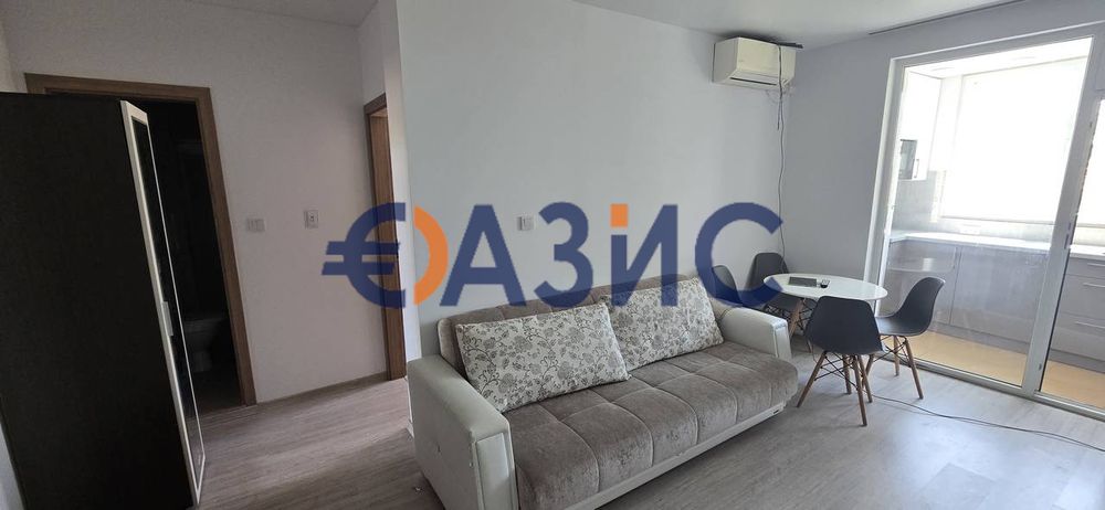 Продава се Двустаен апартамент в к.к. Слънчев бряг - 51 кв.м за 680 €/кв.м - Снимка #2