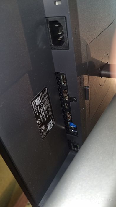 Dell 27" монитор QHD