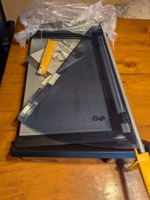 FELLOWES A3 Гилотина За Рязане На Хартия