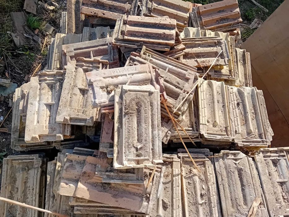 Продавам Стари Киремиди