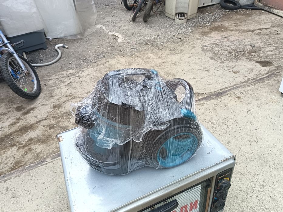 Пелесос сотилади