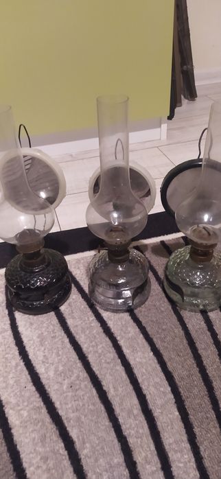 Газени лампи и месингов полюлей