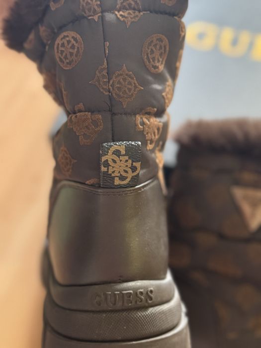 Дамски боти guess