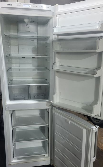 Продам холодильник атлант